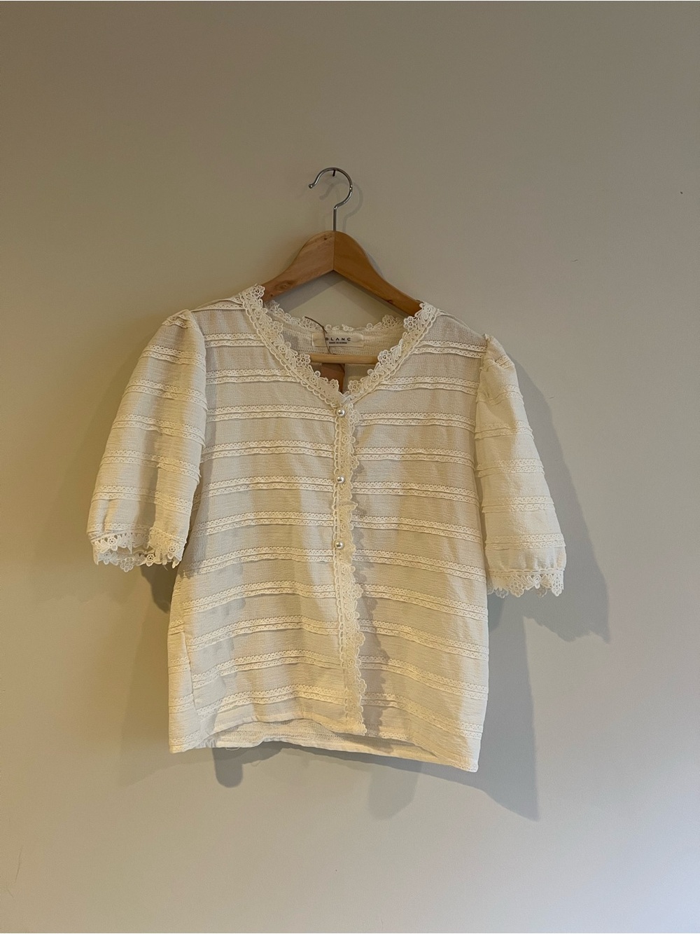 Korean Brand Cream Lace-Trim Puff Sleeve Top